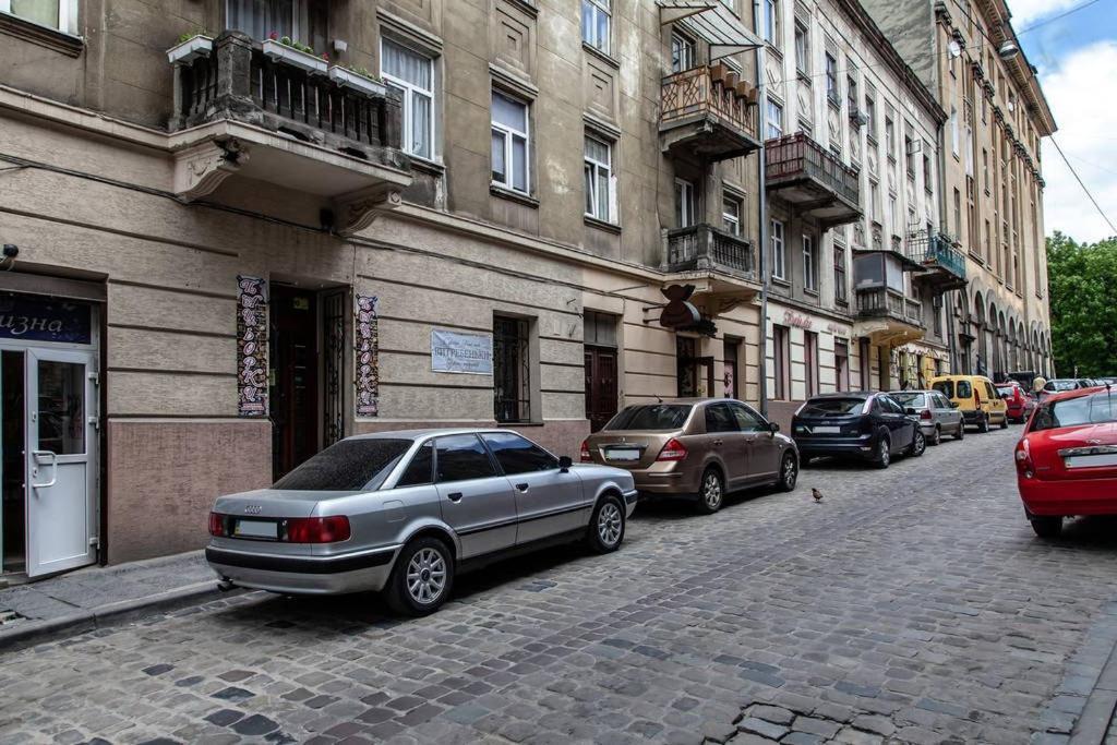 Romantic Apartments - Центр Львова , З Видом На Місто Exterior photo